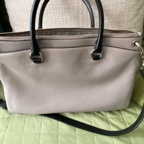 Coach Large Crossbody Like NEW! - Picture 10 of 11